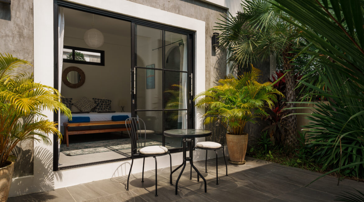 TERRACE GARDEN BEDROOM 1