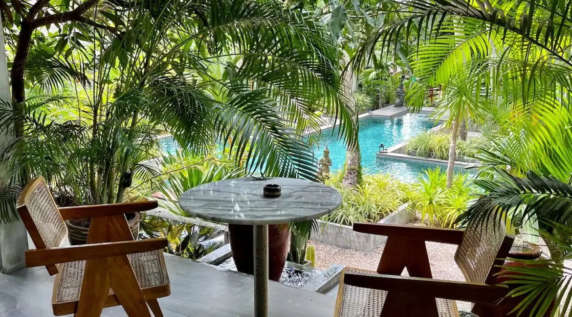 Terrace in front of bedroom 1