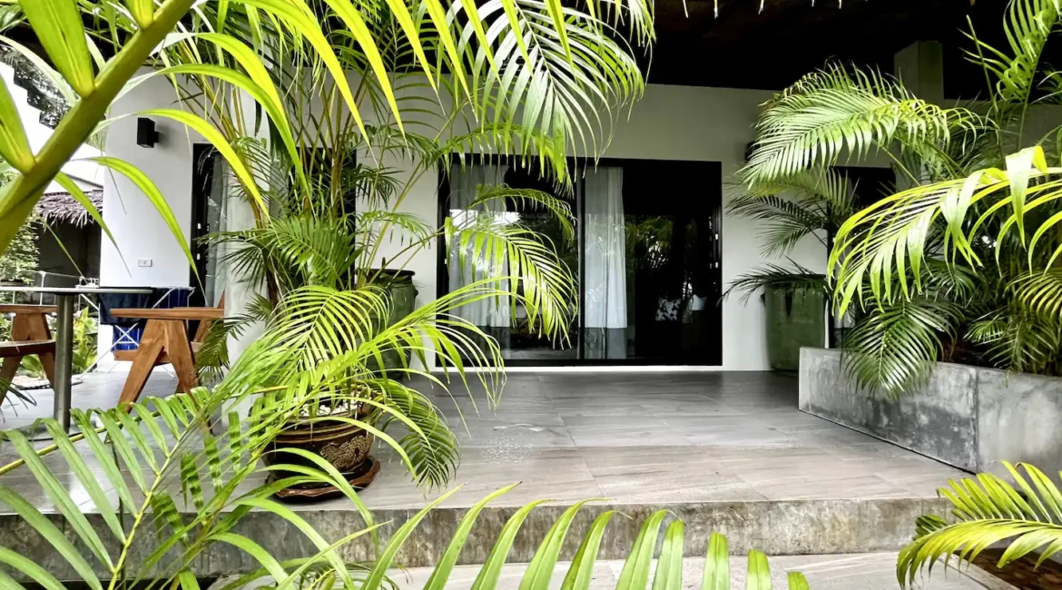 Terrace in front of Bedroom 2